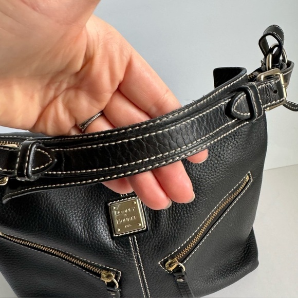 Dooney & Bourke Mary Hobo Bag Black Pebbled Leather Shoulder Purse Handbag Vtg - Picture 4 of 14